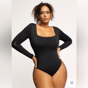 Popilush Square Neck Bodysuit Shapewear